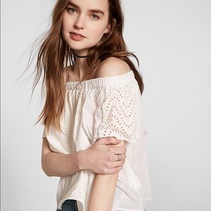 HP ❤️Off The Shoulder Lace Blouse❤️