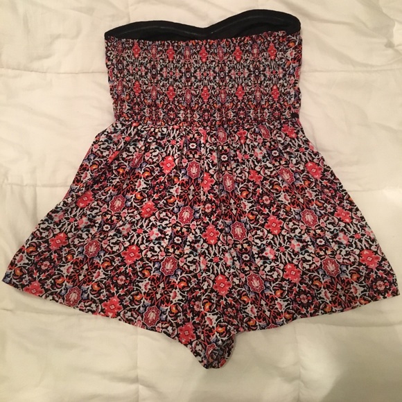 Strapless romper - Picture 2 of 2