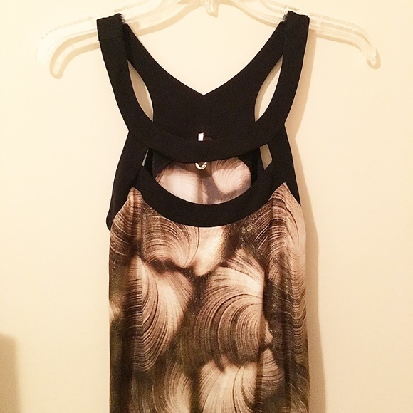 Robin K Mini Dress - Picture 2 of 3