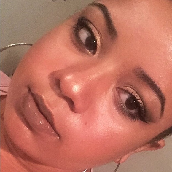 Meet your Posher, Tiffany - Picture 5 of 11