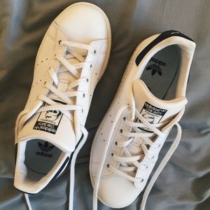 adidas Stan Smiths