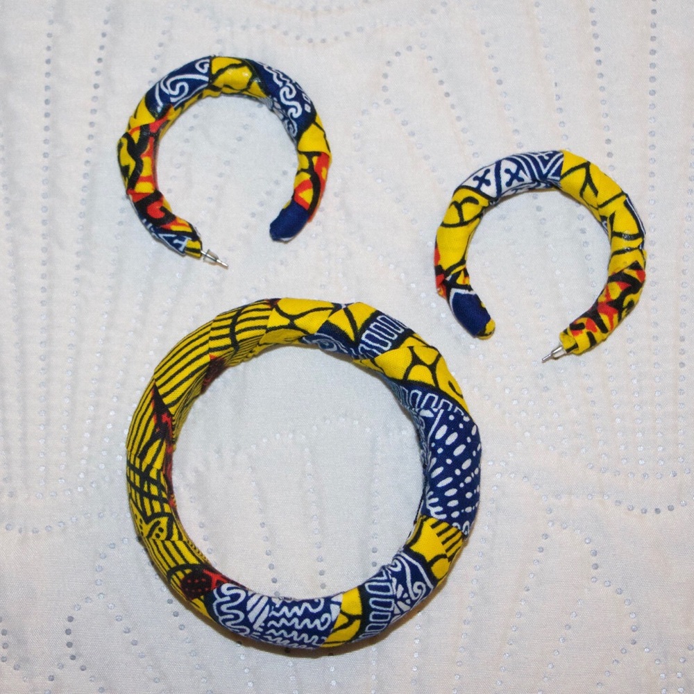 Afro Earrings with Bangle - Picture 2 of 2