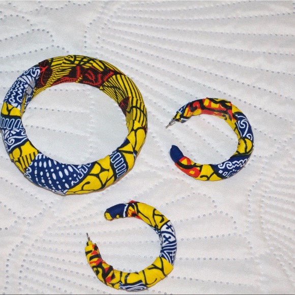 Jewelry - Afro Earrings with Bangle