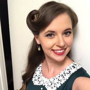 Meet your Posher, Erika