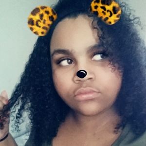 Meet your Posher, Alysha