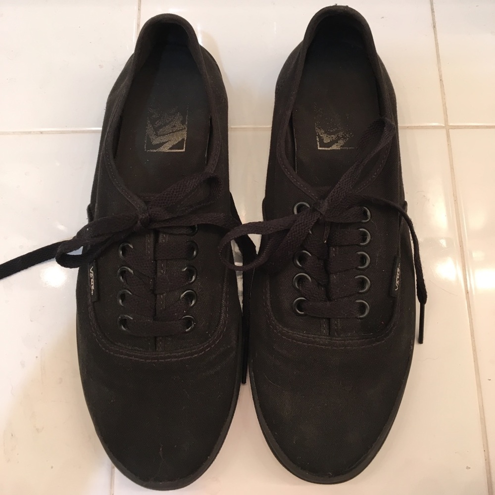 Women's black vans