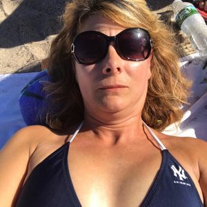 Meet your Posher, Laurie