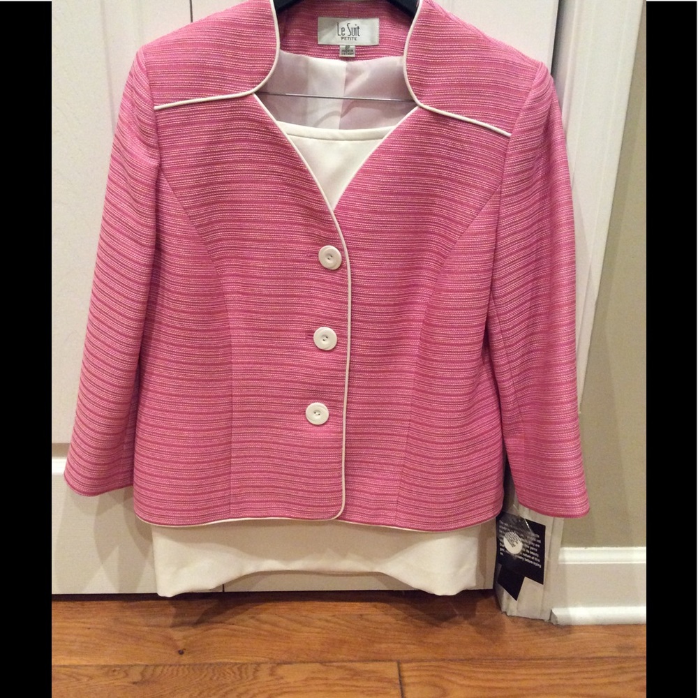 NWT LeSuit Skirt Suit