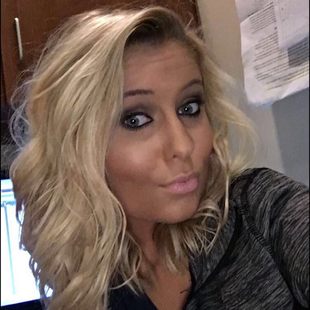 Meet your Posher, Micala