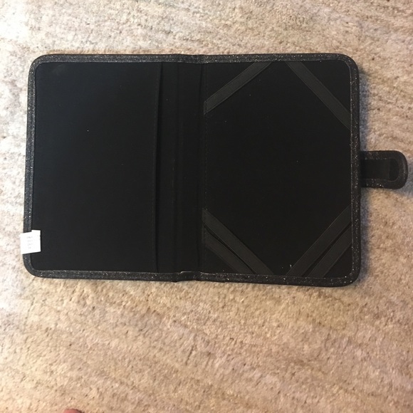 JUSTICE: Mini iPad case - Picture 2 of 3