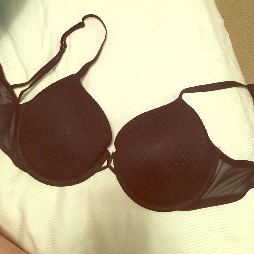 Brand new bra, never worn