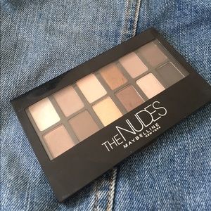 The Nudes eyeshadow pallete by Maybelline!