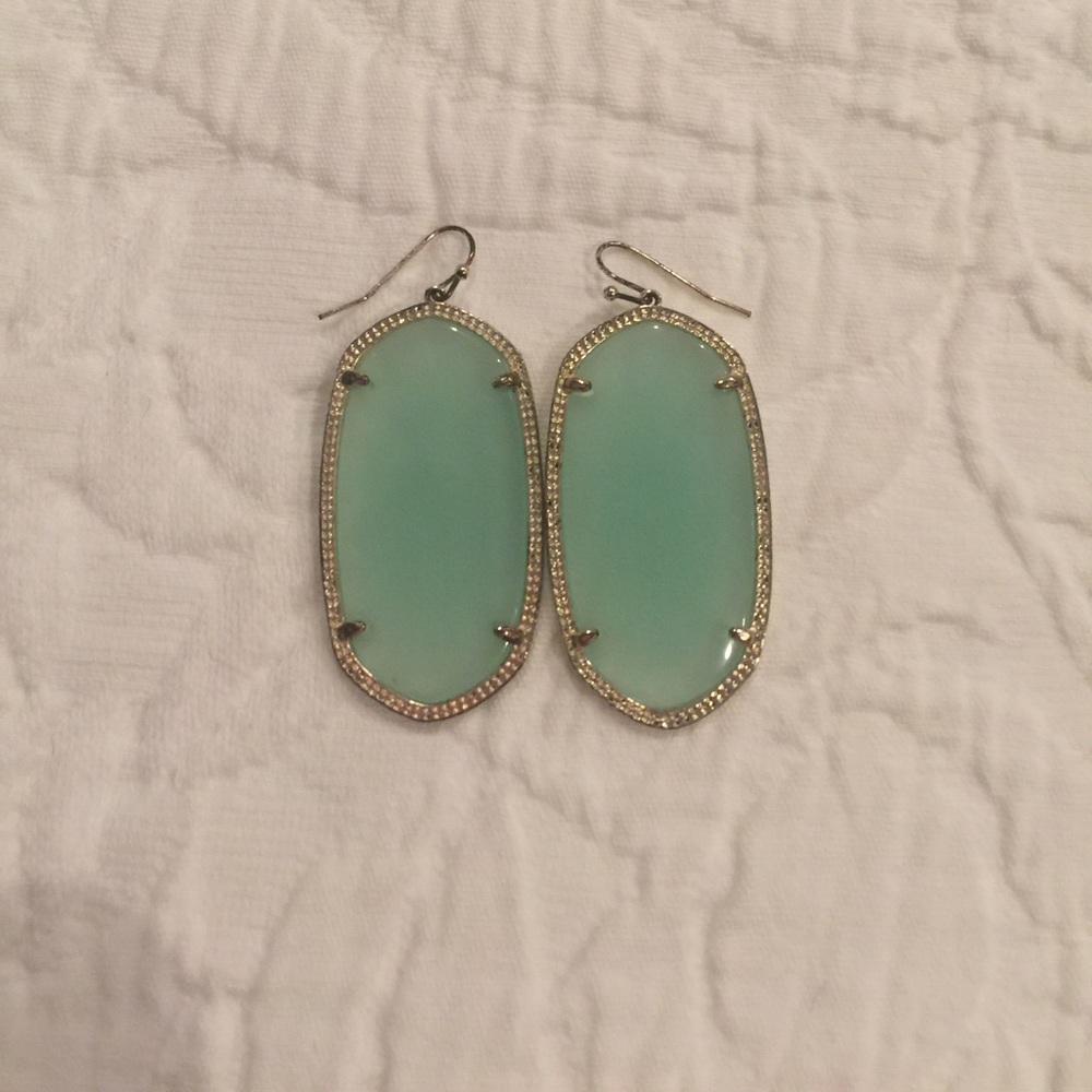 Kendra scott Danielle earrings