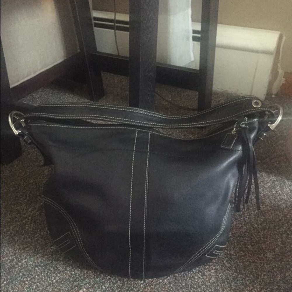 Authentic COACH purse GREAT CONDITION