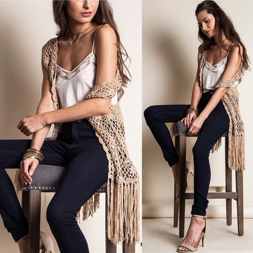 Crochet Fringe Vest - Mocha