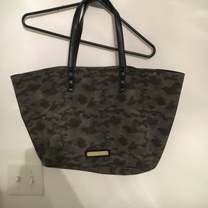 Camo tote