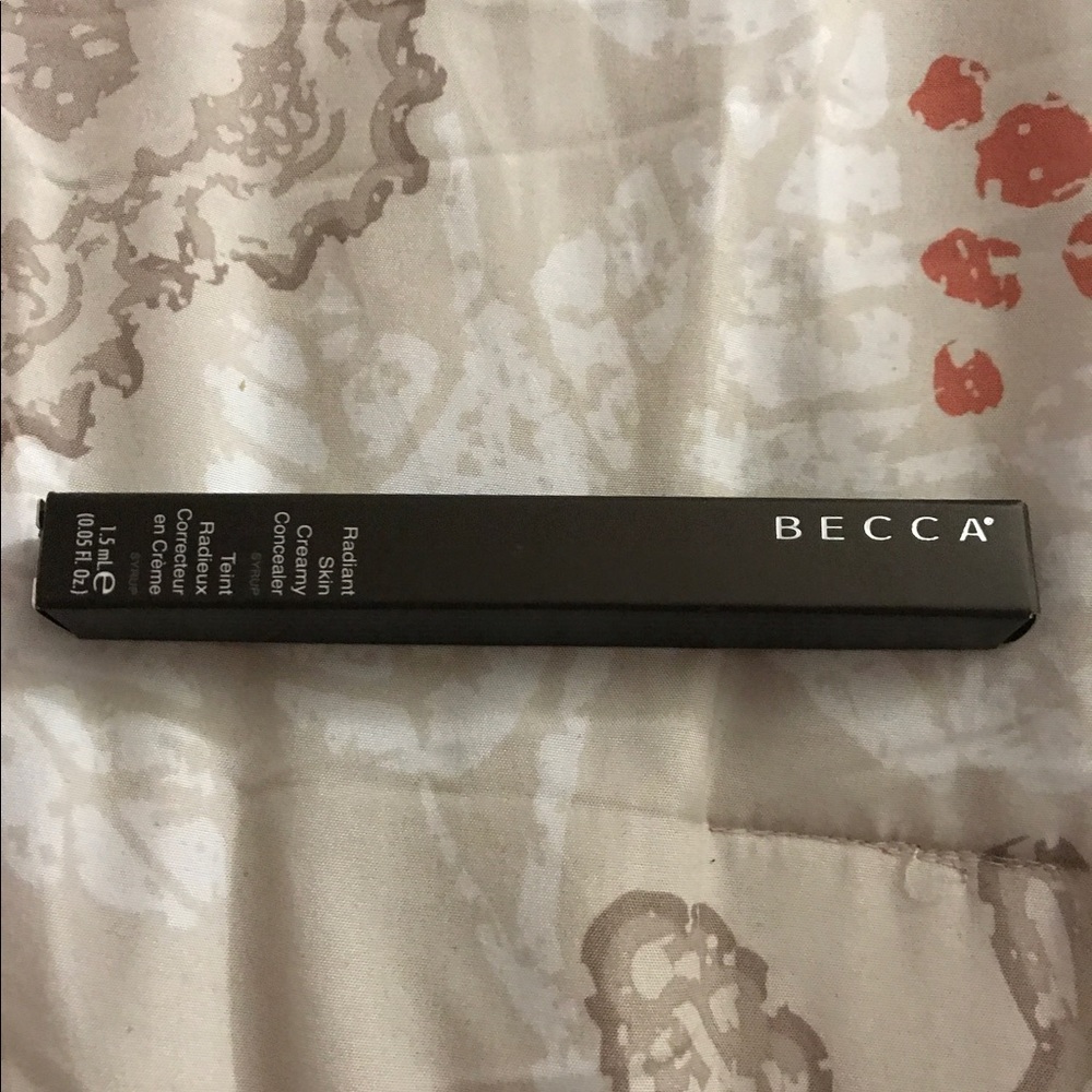 Becca Syrup Radiant Skin Creamy Concealer
