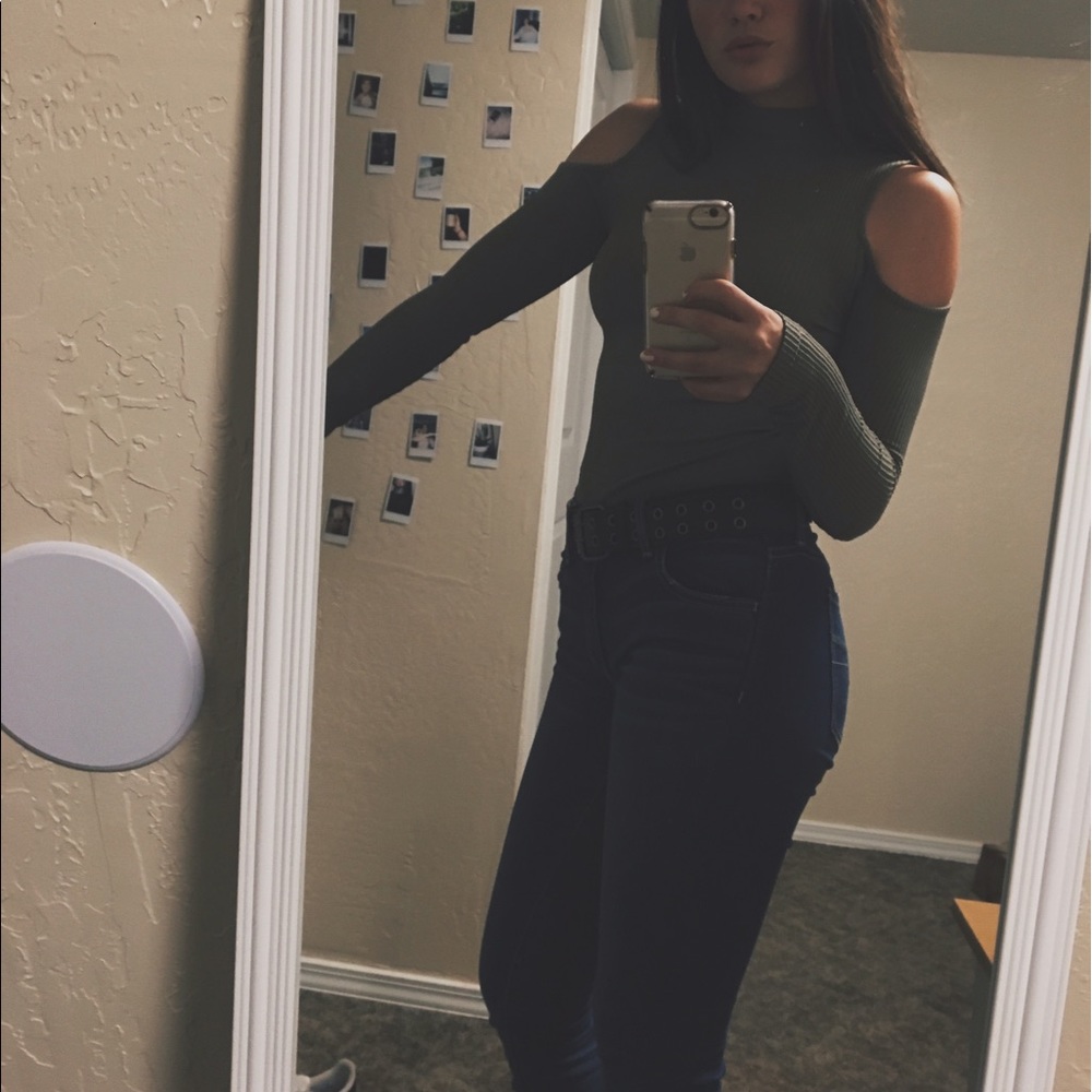 Cut out shoulder sweater!!!!
