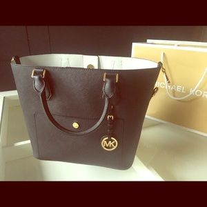 Michael Kors Large Greenwich Grab Bag