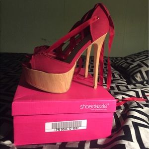 Shoe dazzle fostina high heels