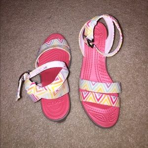 NEW Colorful ZigZag Crocs Wedges