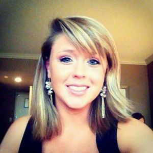 Meet your Posher, Merissa