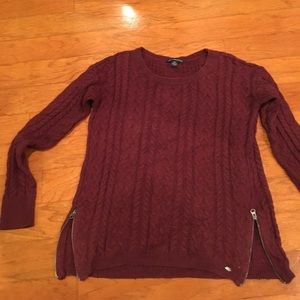 American eagle sweater