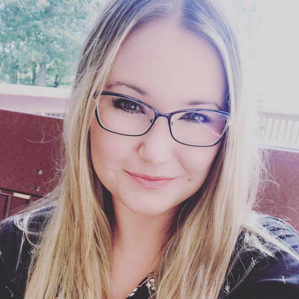 Meet your Posher, Amanda