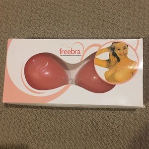 ‼️‼️ Adhesive Silicone Pushup Bra (SIZE D nude)