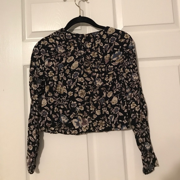Floral Long Sleeve Top - Picture 2 of 5