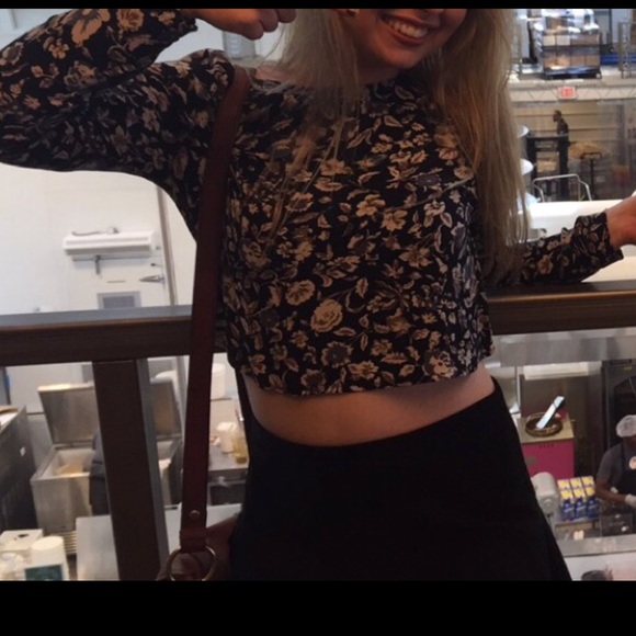 Floral Long Sleeve Top - Picture 3 of 5