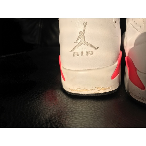 Air Jordan Retro VI Infrared - Picture 6 of 8