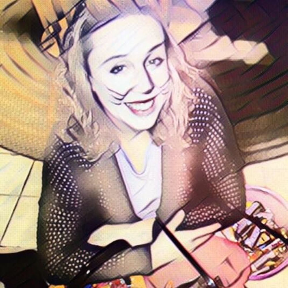 Meet your Posher, Angie