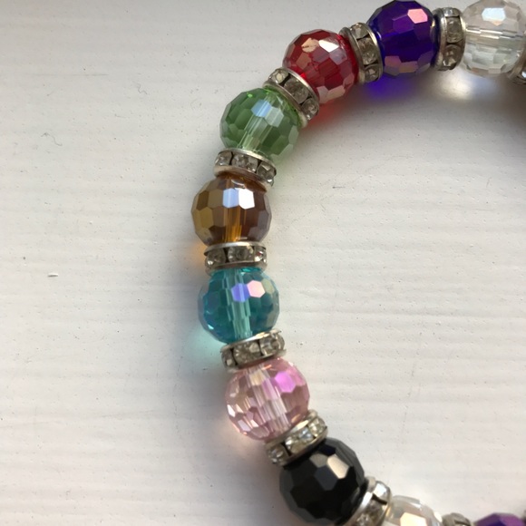 Colorful iridescent & rhinestone beaded bracelet - Picture 4 of 5