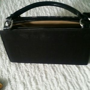 Classic size Miche Bag base and seven(7) shells