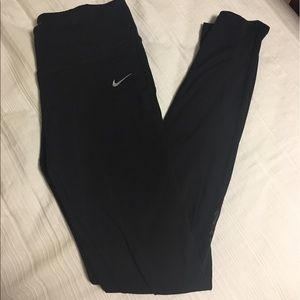 MAKE AN OFFER! Nike leggings
