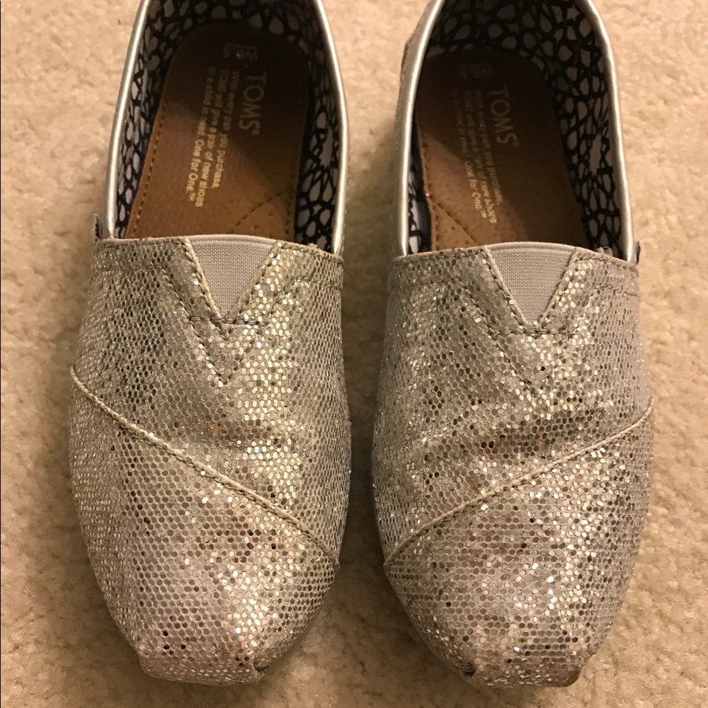 Toms Shoes Used In a Great Condition
