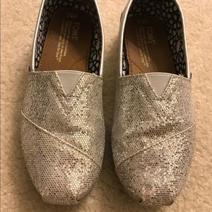 Toms Shoes Used In a Great Condition