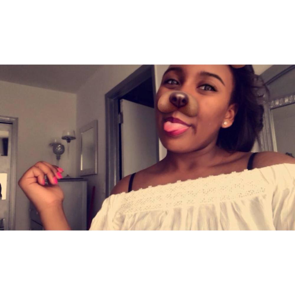 Meet your Posher, Brittney