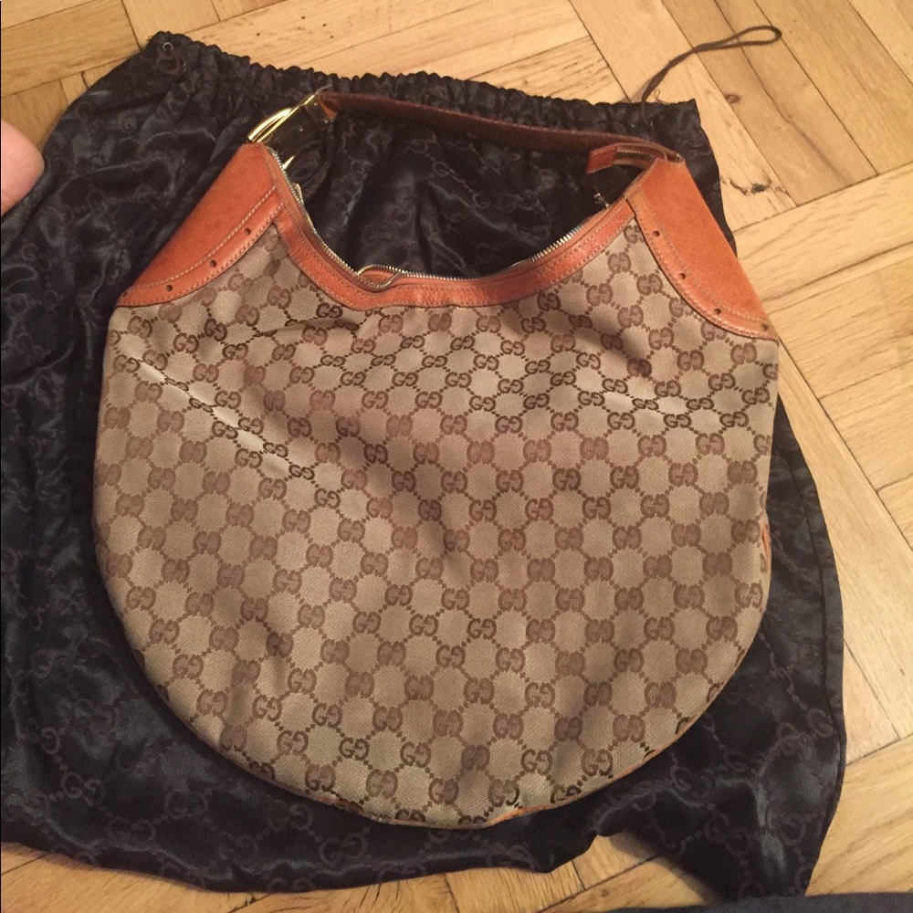 Gucci Hobo crescent bag in traditional print - Picture 3 of 8