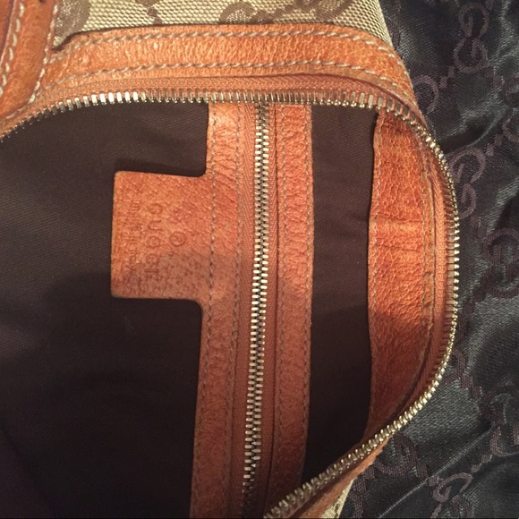 Gucci Hobo crescent bag in traditional print - Picture 5 of 8