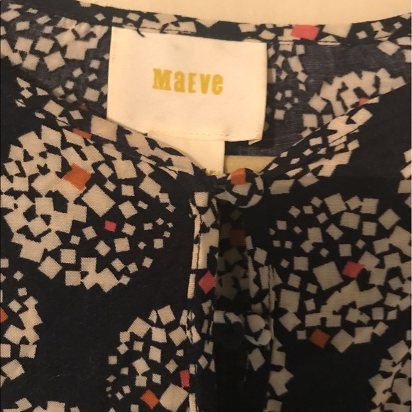 Fun and flowy top by Maeve - Picture 2 of 2