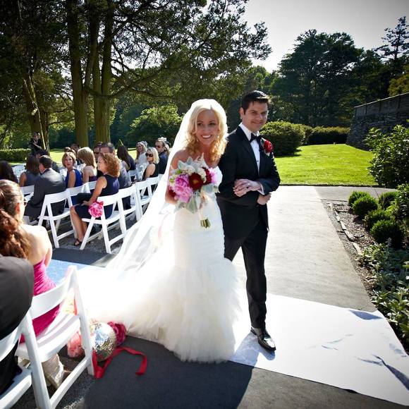 Meet your Posher, Hilary - Picture 1 of 1