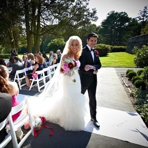 Meet your Posher, Hilary