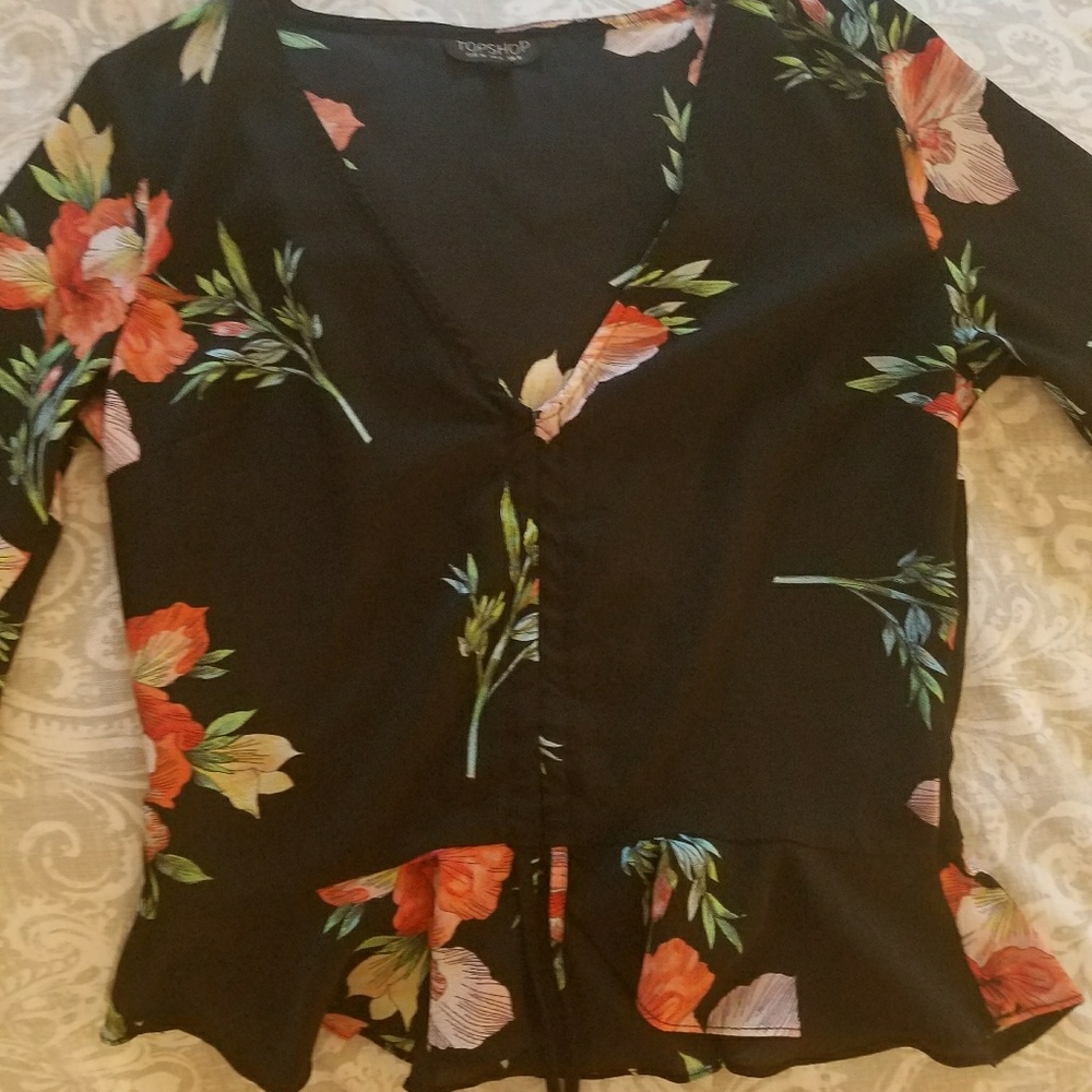 Beautiful WORN ONCE floral blouse