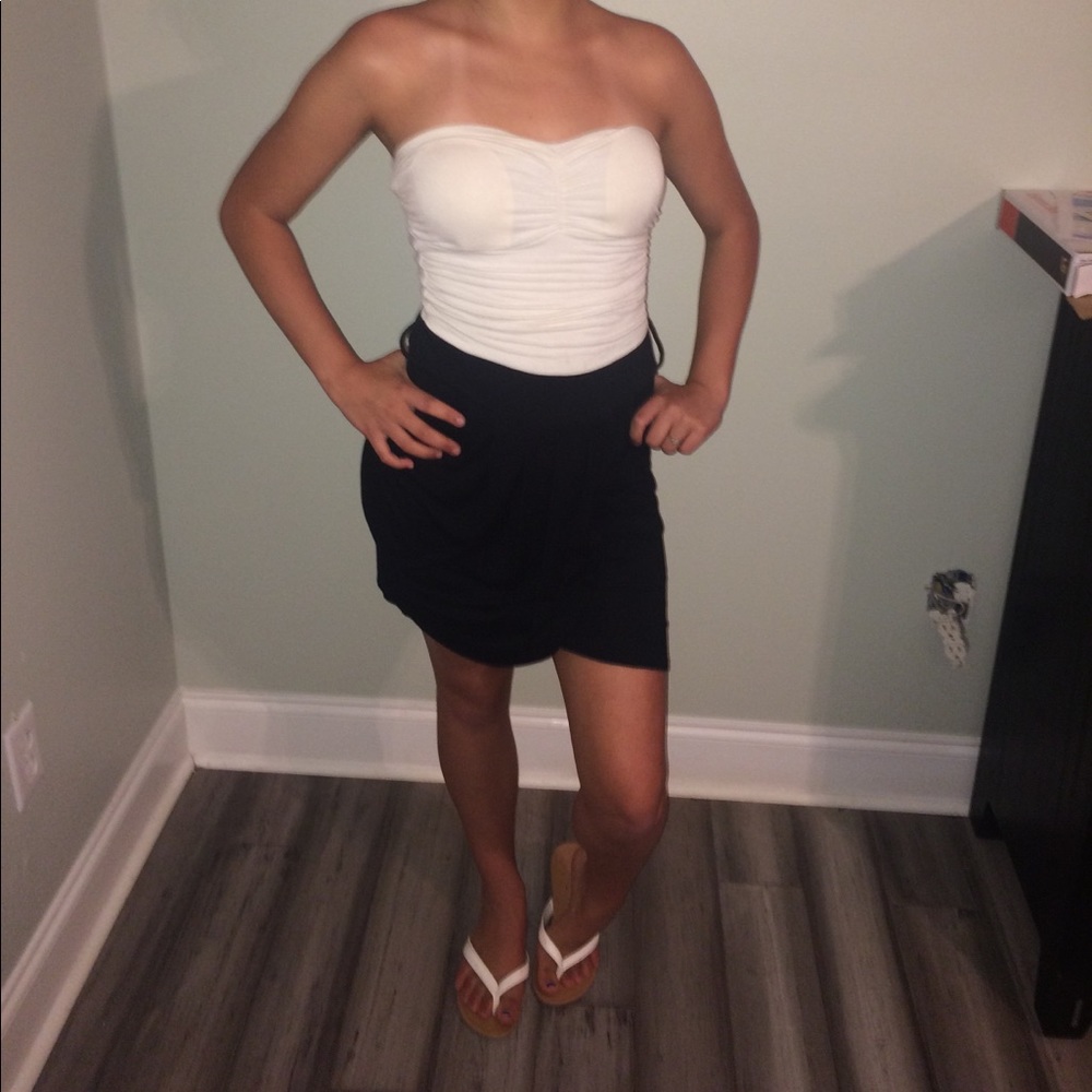 Black and white strapless dress