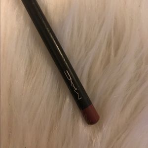 Mac lipliner whirl