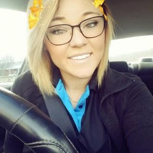 Meet your Posher, Briana