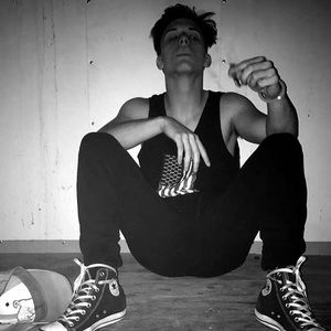 Meet your Posher, Seth