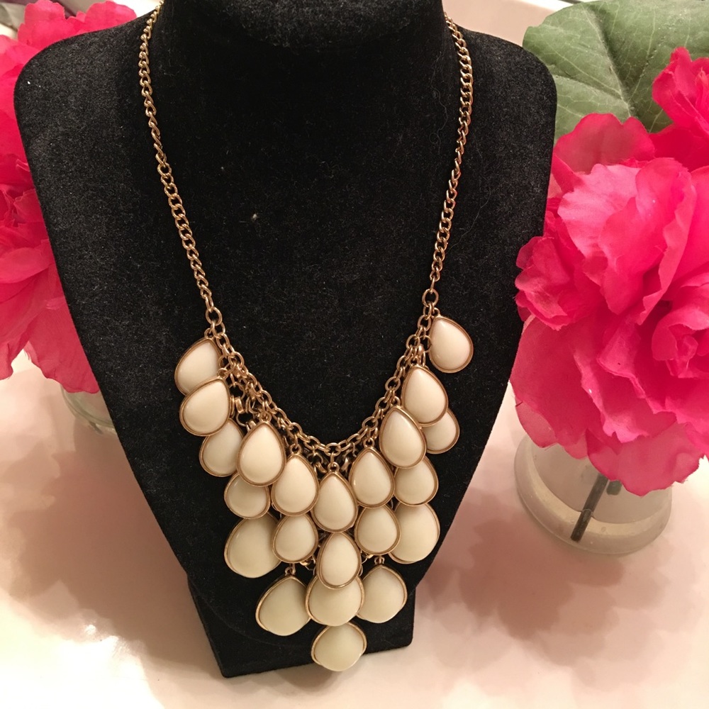 🌸🎀ALDO Necklace🎀🌸